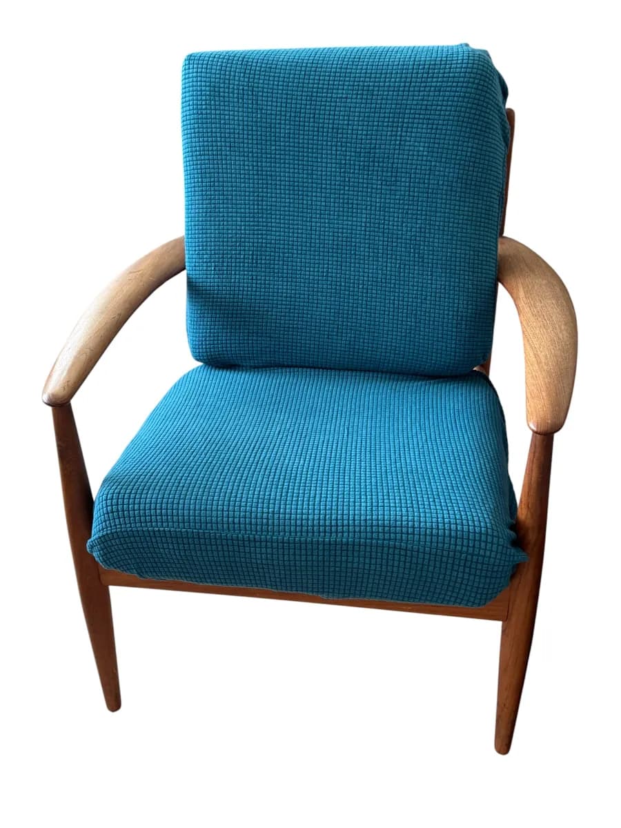 Mid-Century Masterpieces: Period Originals & Inspired Modern Living photo 1