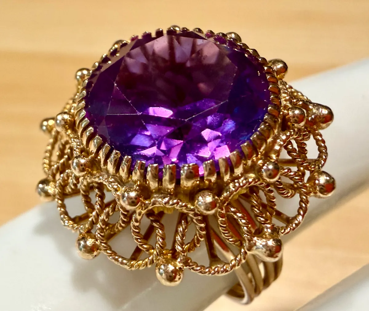 Edina Elegance & Eclectics: Vintage Home Decor, Furnishings & Jewelry photo 1