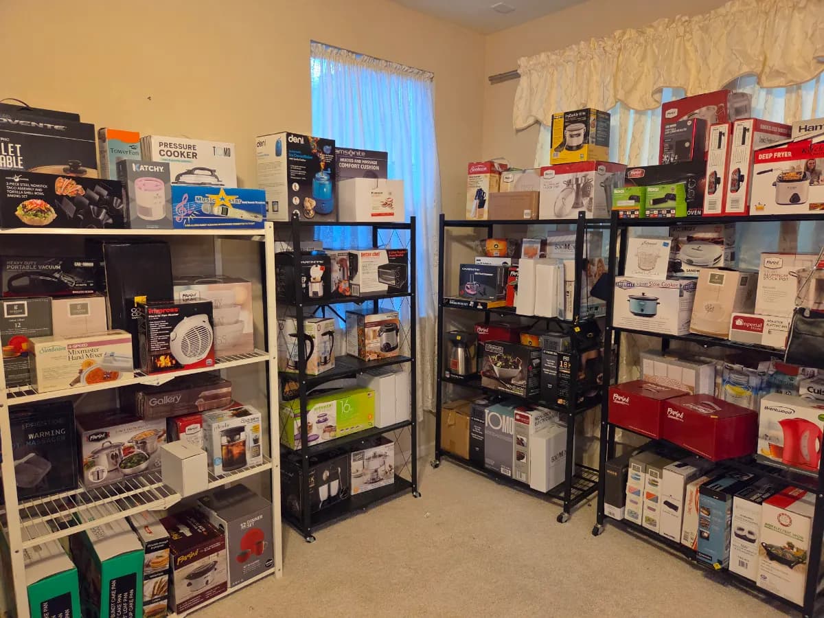 50%-60% OFF OVERFLOWING HOUSE FRIDAY FINAL WEEKEND BLOWOUT!! photo 1