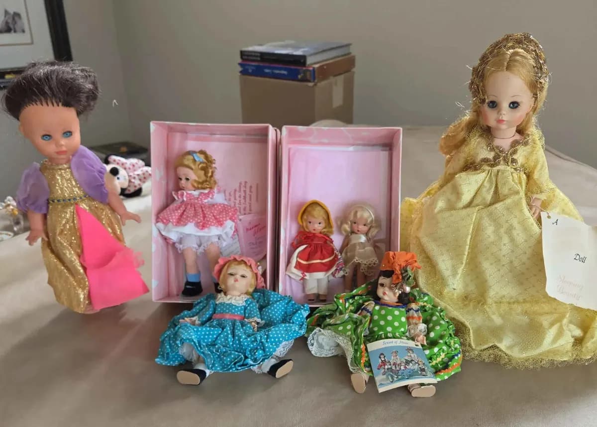 Dolls and More online auction on CTBIDS ends 9/15 6PM PDT photo 1