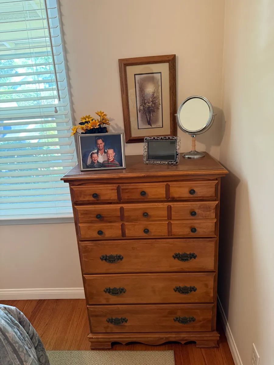 La Crescenta Family Estate Sale! photo 1