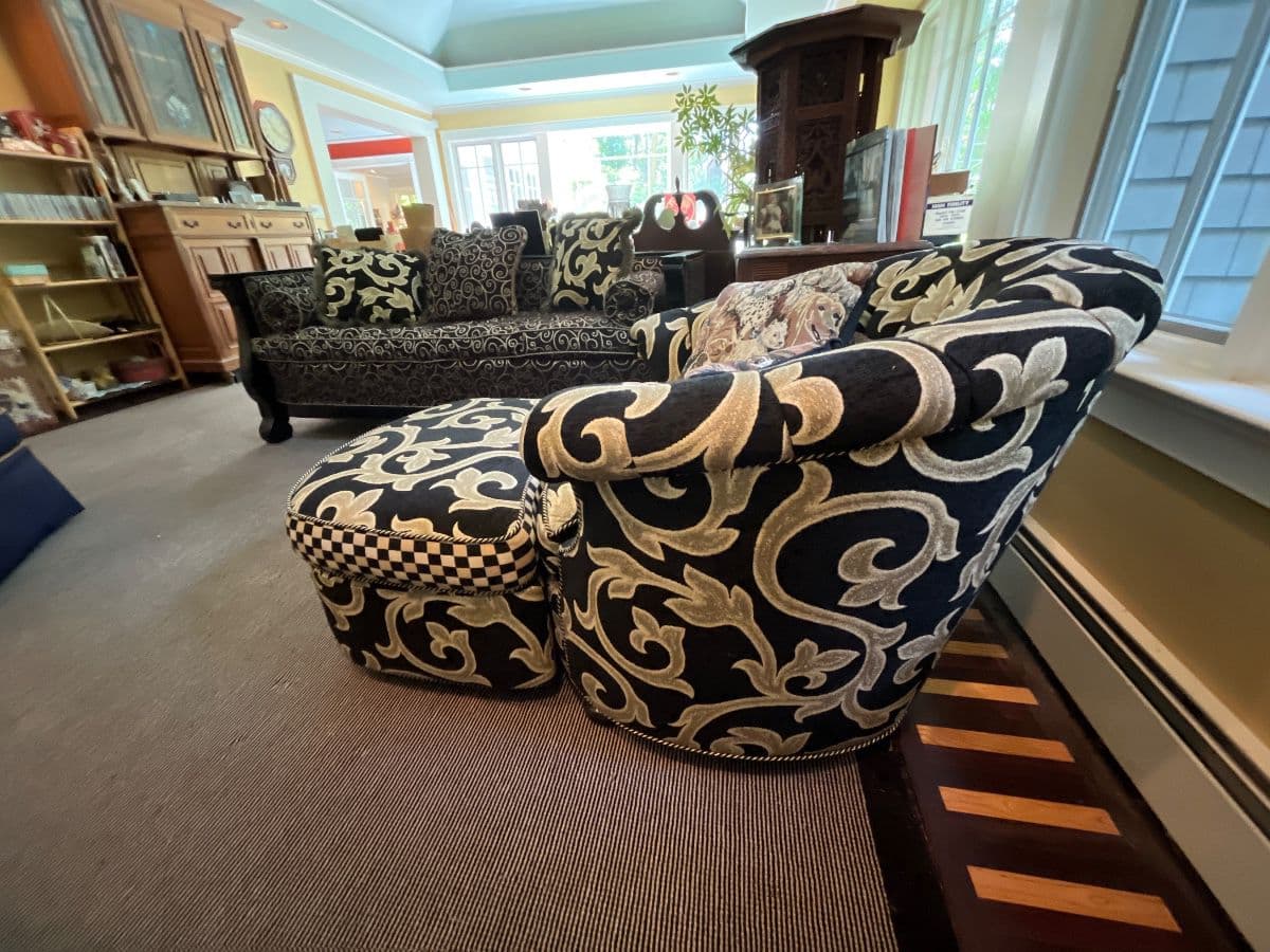 The Rusty Trunk LLC opens to “Fanfair Farm” Estate Sale photo 11