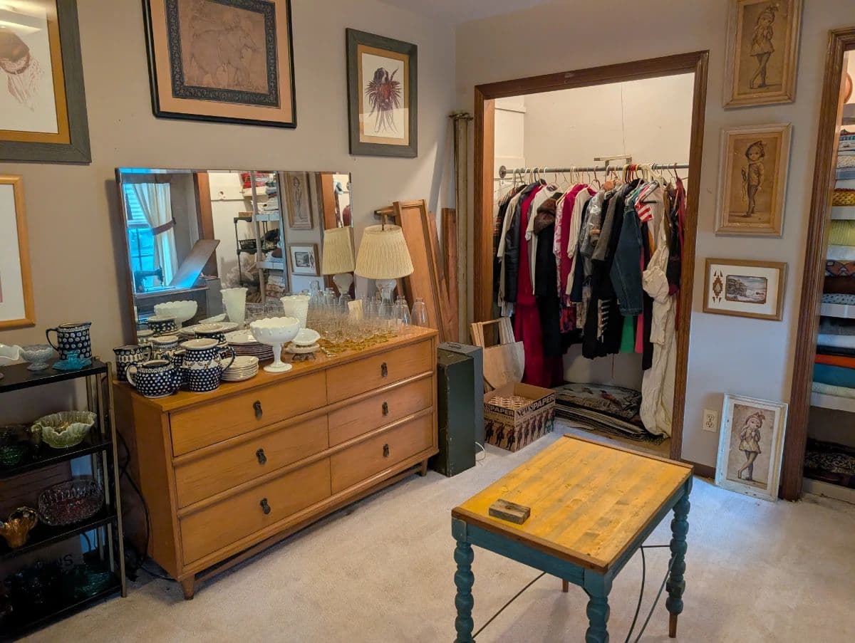 Maple Street Estate Sales: 25% off Friday - Chamblee Estate Sale photo 3