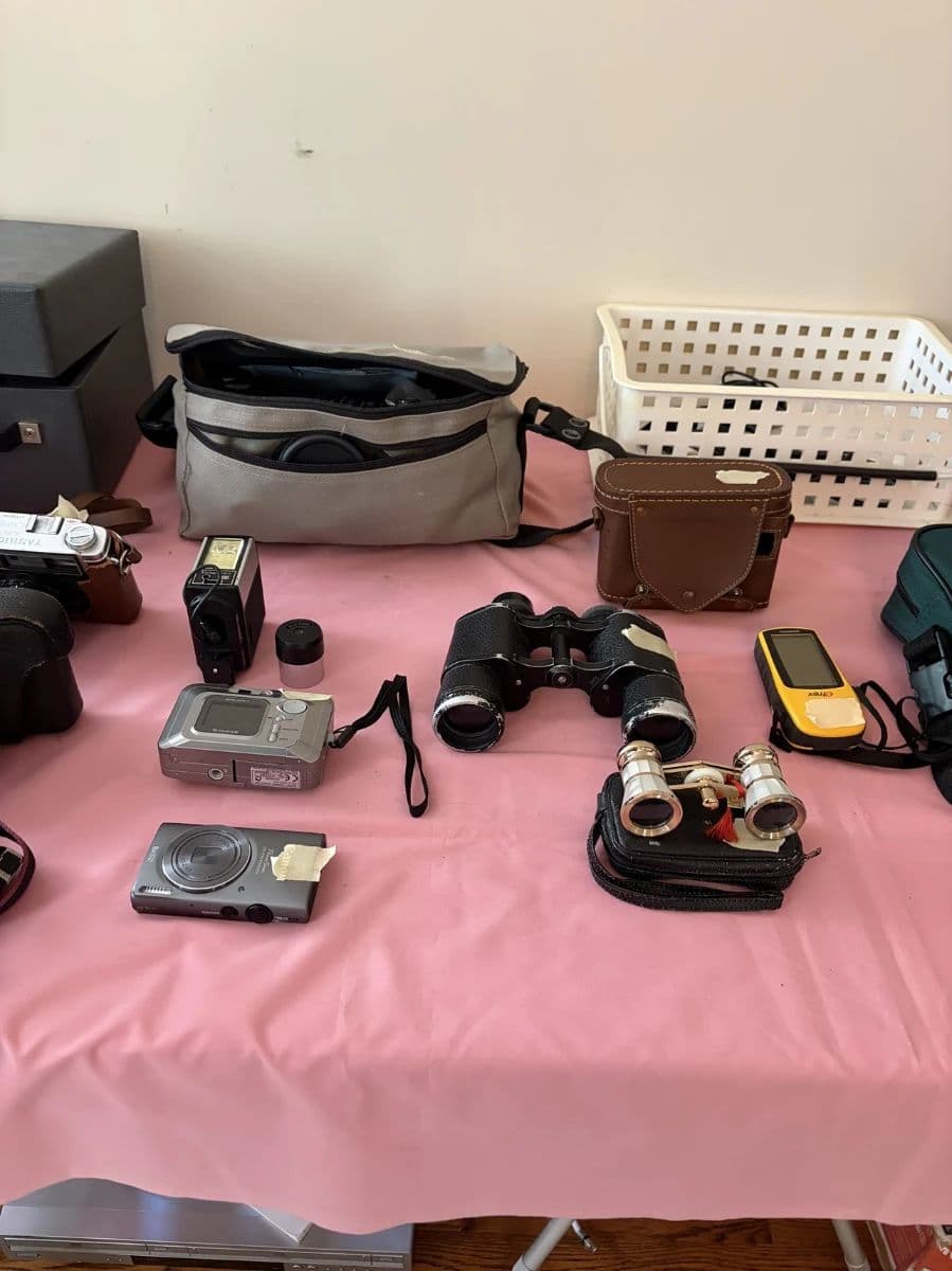 Artist's Gorgeous DC Home Estate Sale! (Aug 7-9) photo 6