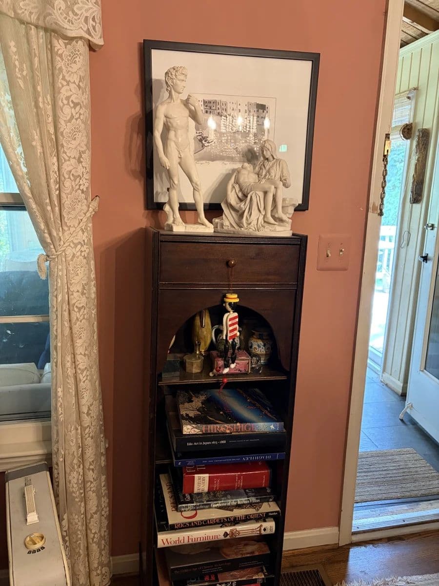 Artist's Gorgeous DC Home Estate Sale! (Aug 7-9) photo 7