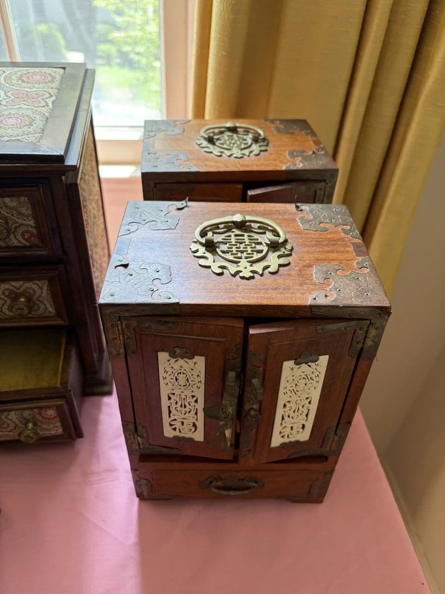 Artist's Gorgeous DC Home Estate Sale! (Aug 7-9) photo 7