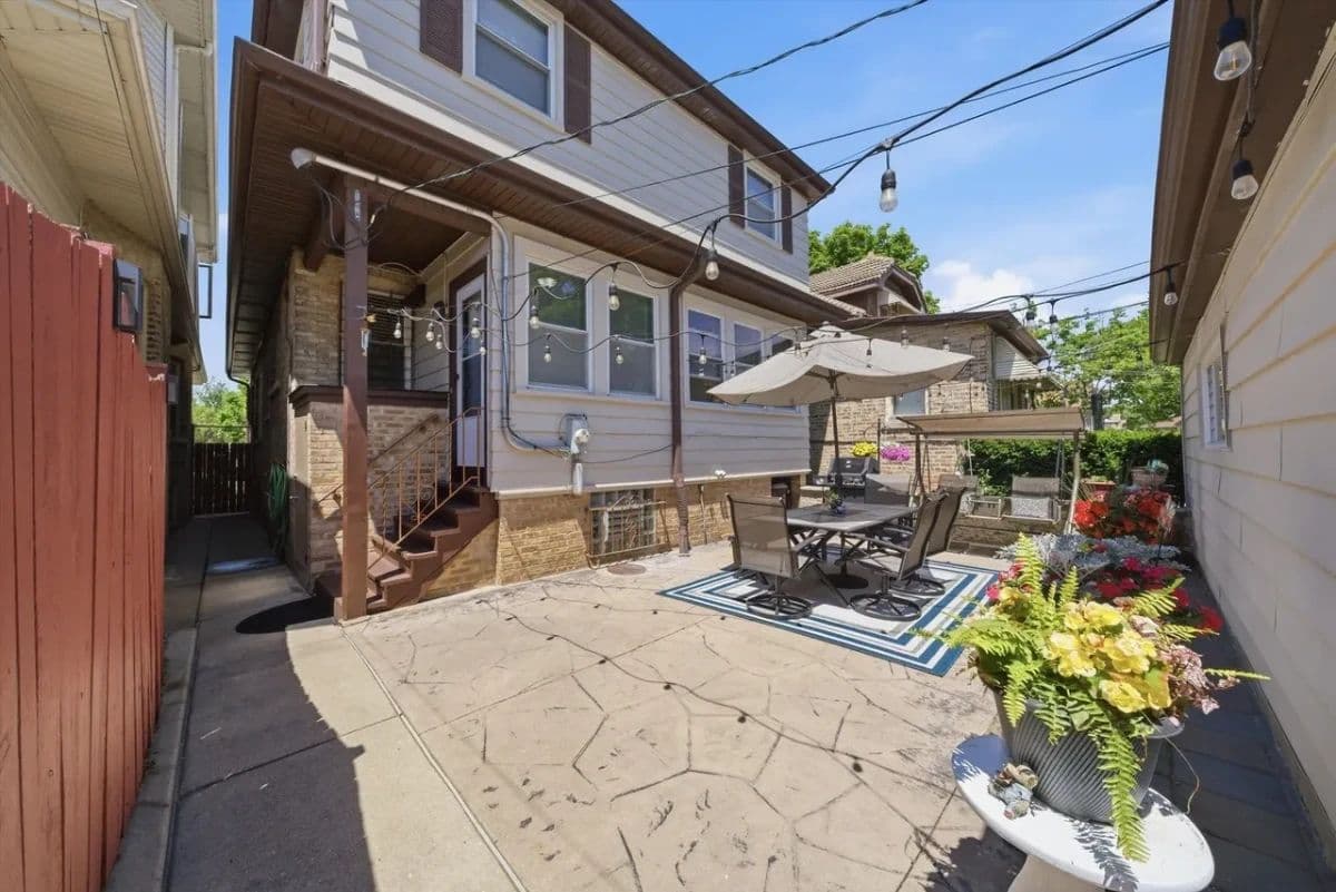 CHICAGO ESTATE SALE- Galewood photo 10