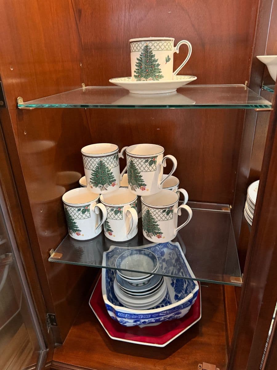Great Home, Furniture, Appliances Nice Collections Priced To Sell photo 10
