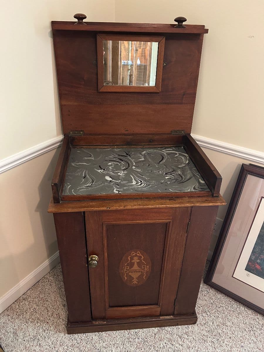 River Plantation Estate Sale photo 2