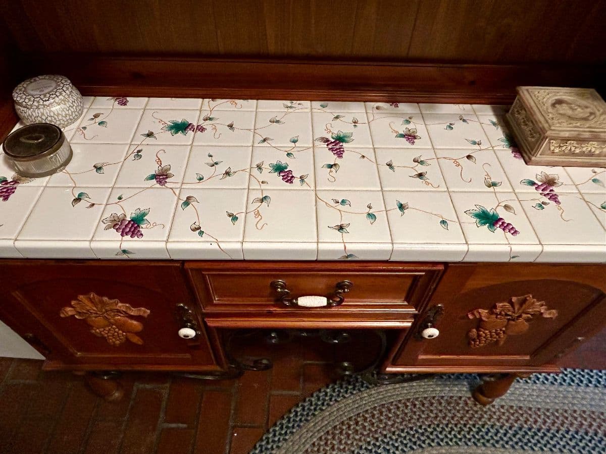 River Plantation Estate Sale photo 4