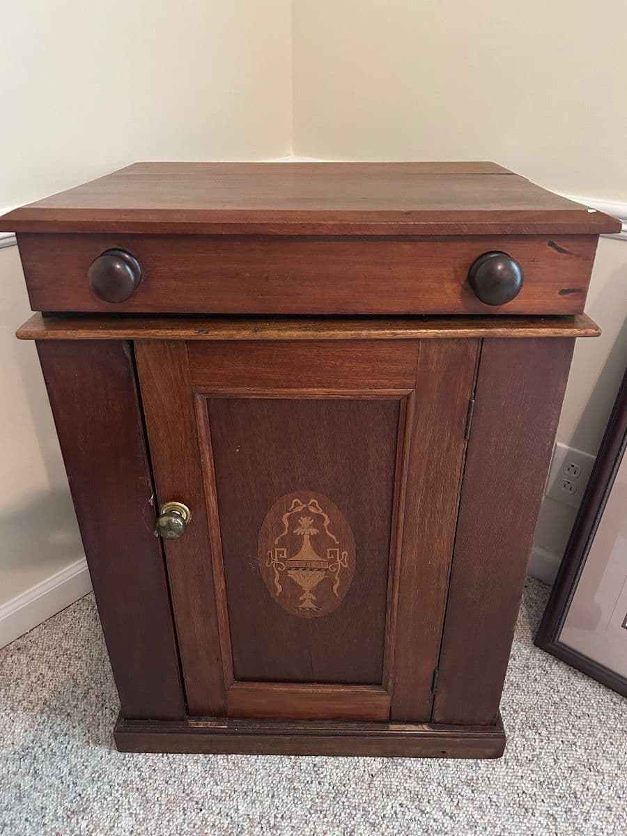 River Plantation Estate Sale photo 1