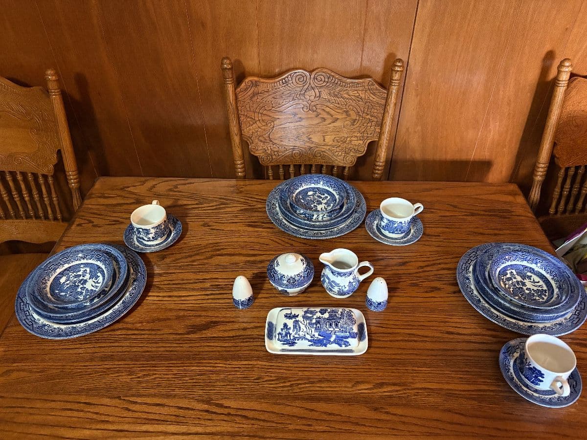 Harding Place Antiques & Antique Furniture A Plenty! photo 8