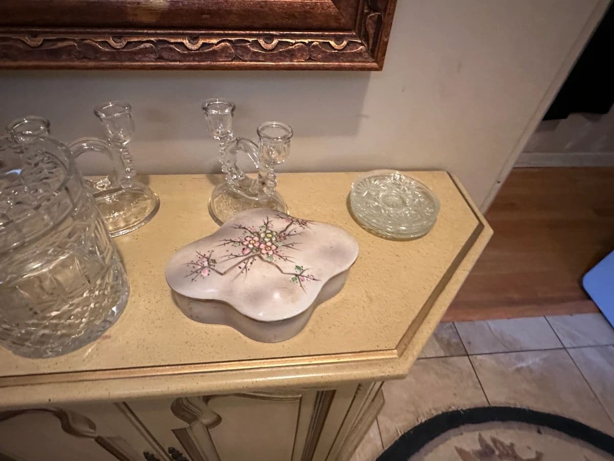 50% Off Saturday-Glow & Glamour Estate: Uranium Glass, Crystal, Art, Vintage Fashion & More!!! photo 5