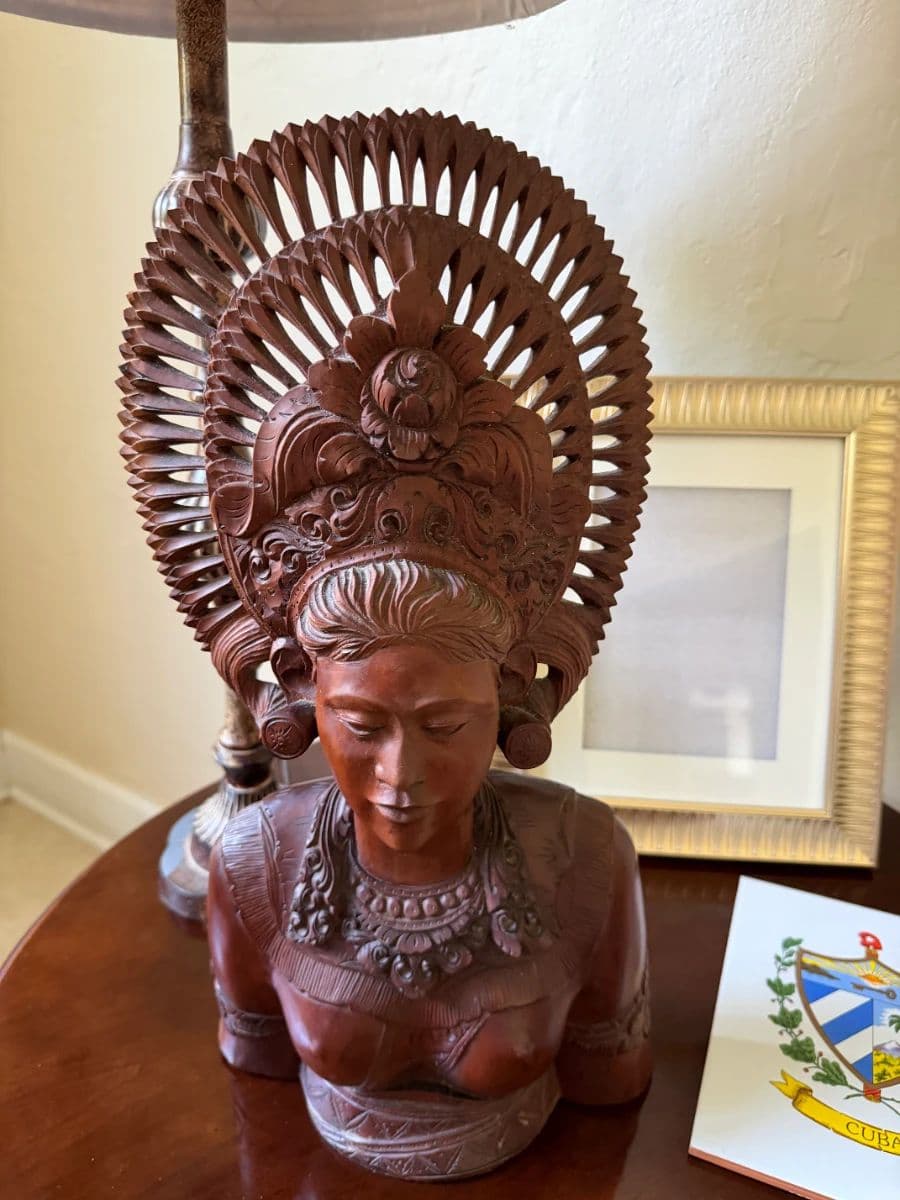 MIAMI SALE WITH PIZZAZZ photo 2