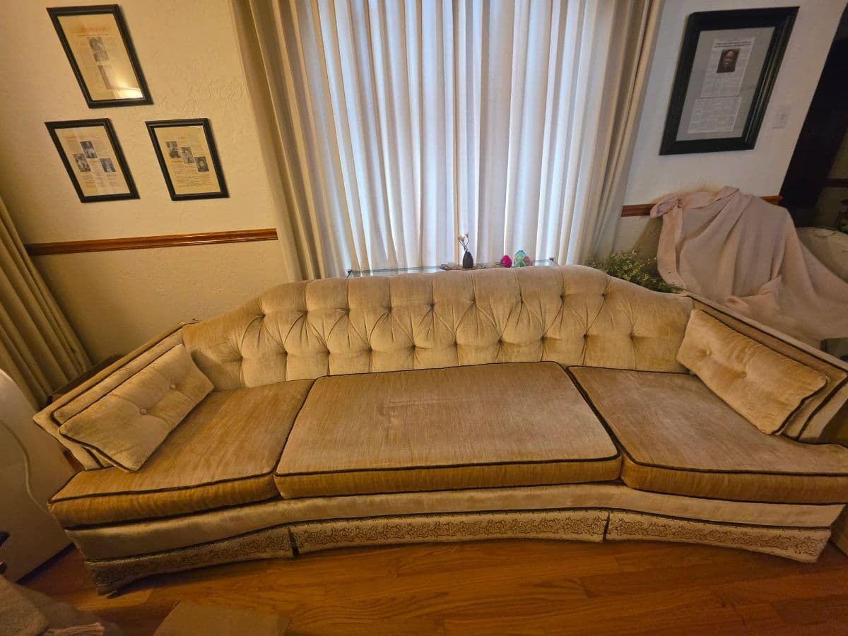 Vintage Legacy Estate Sale photo 10