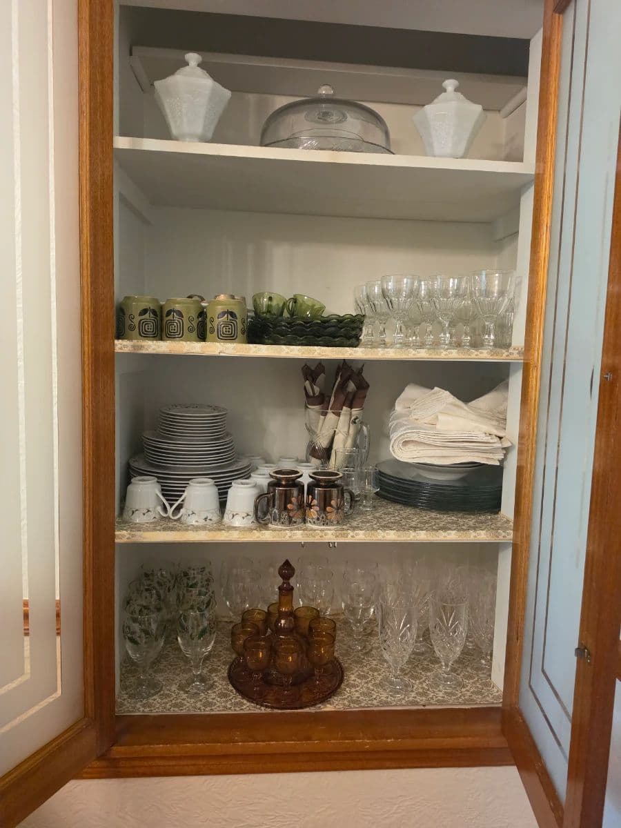 Vintage Legacy Estate Sale photo 2