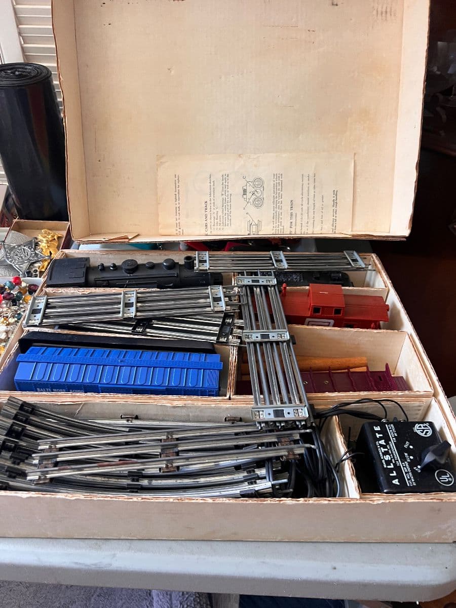 VINTAGE GALORE LOS ANGELES/BRENTWOOD ESTATE SALE photo 7