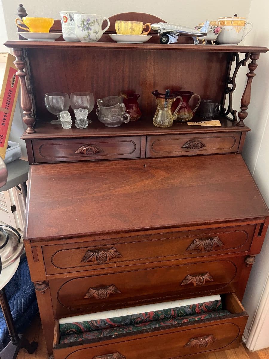 VINTAGE GALORE LOS ANGELES/BRENTWOOD ESTATE SALE photo 4