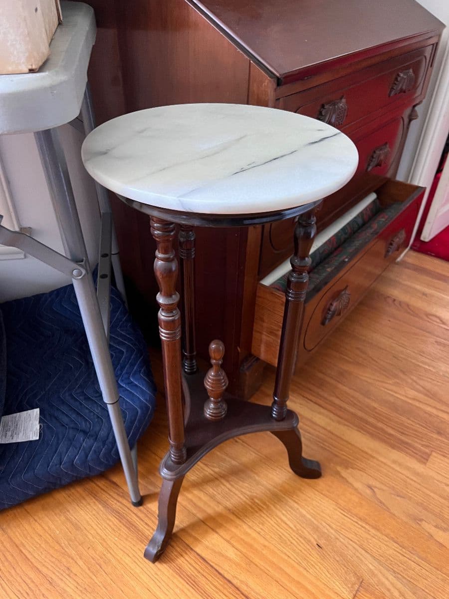 VINTAGE GALORE LOS ANGELES/BRENTWOOD ESTATE SALE photo 9