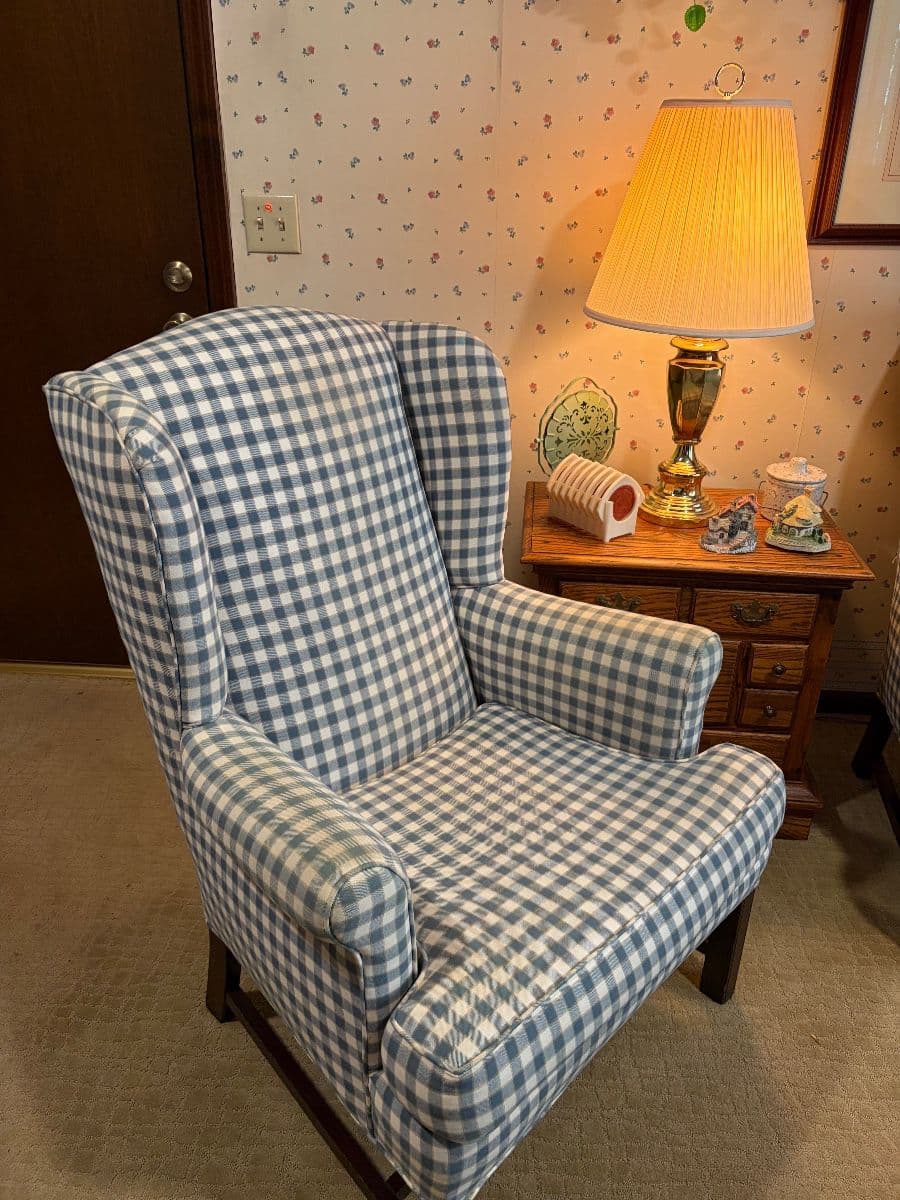 Spectacular South KCMO Estate Sale with Designer Clothing by Bluestem photo 3