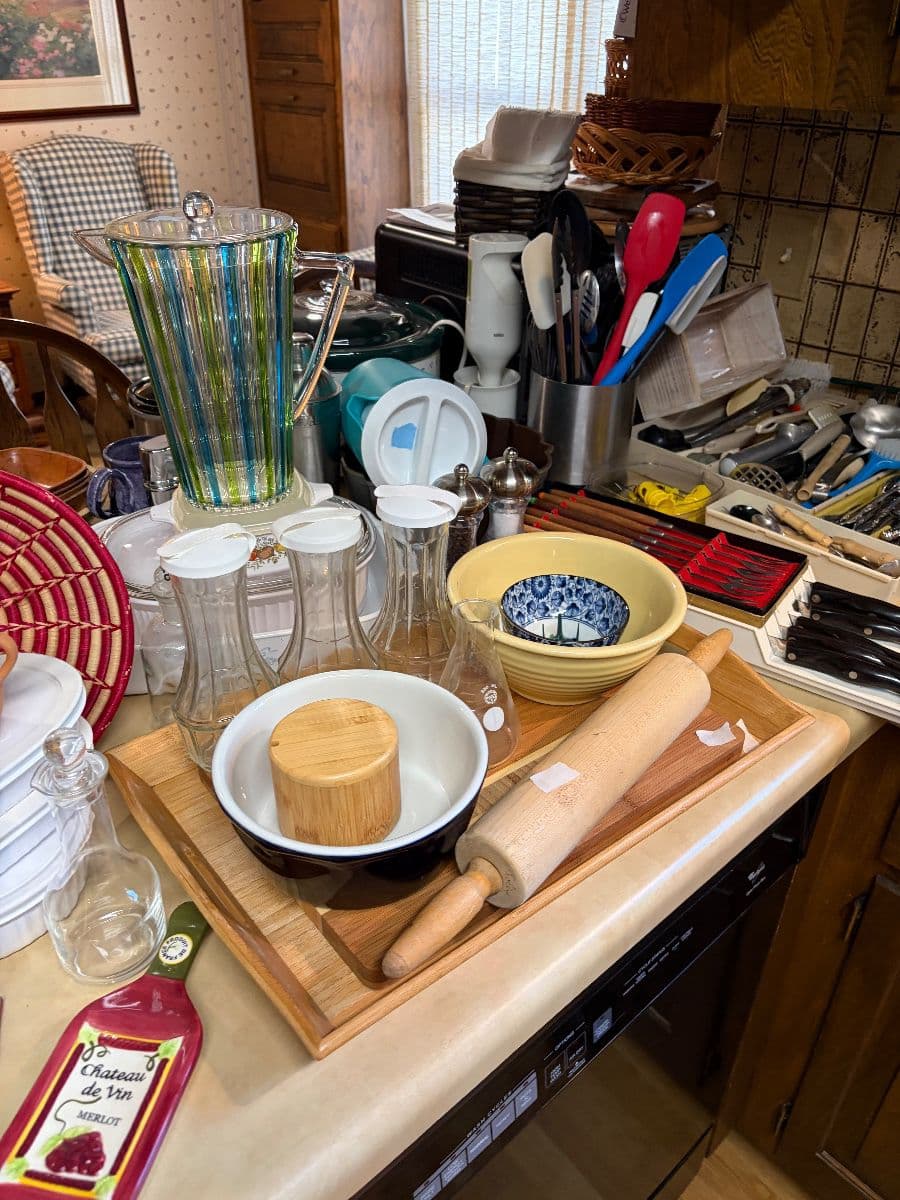 Spectacular South KCMO Estate Sale with Designer Clothing by Bluestem photo 11
