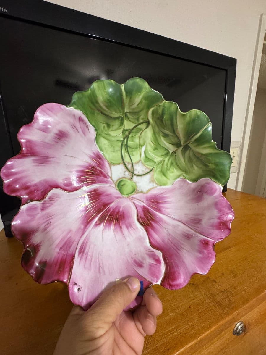~ 75%OFF ~ Collectibles, Fine China and Books In North Austin ! photo 12