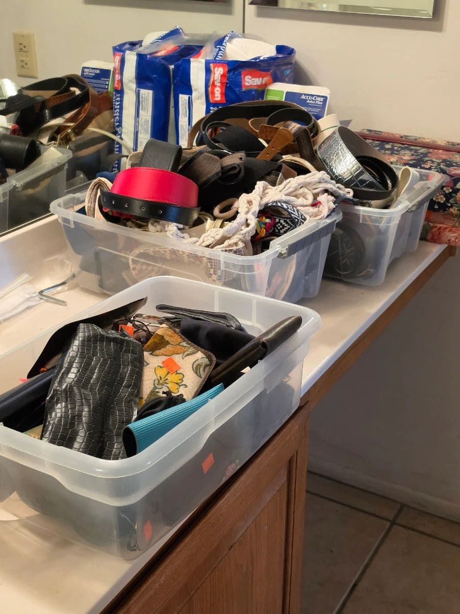 FILL A BAG SUNDAY!! Vintage Women's Clothing and More! photo 4