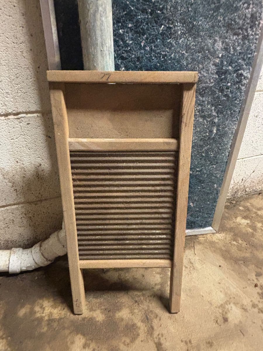 OUTSTANDING SOUTH NASHVILLE ESTATE SALE!! photo 4