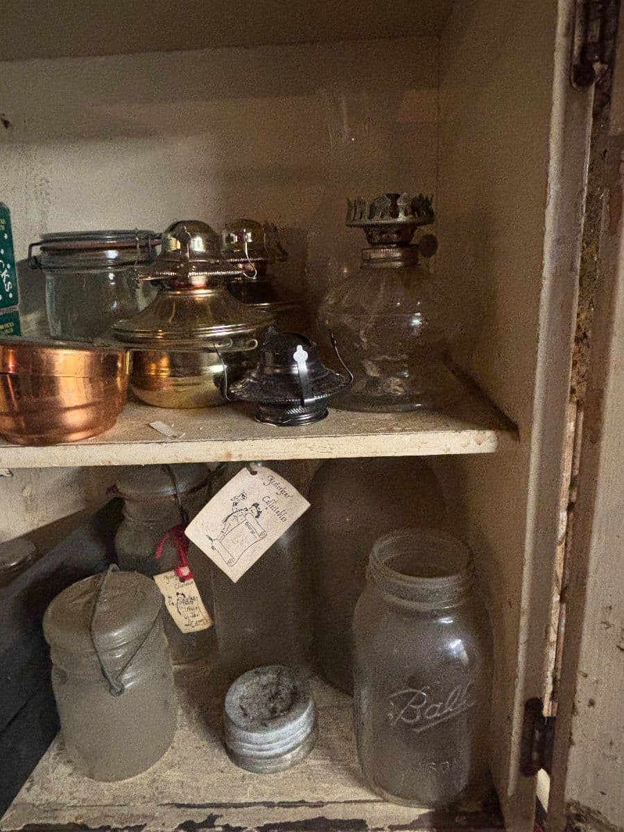 OUTSTANDING SOUTH NASHVILLE ESTATE SALE!! photo 9