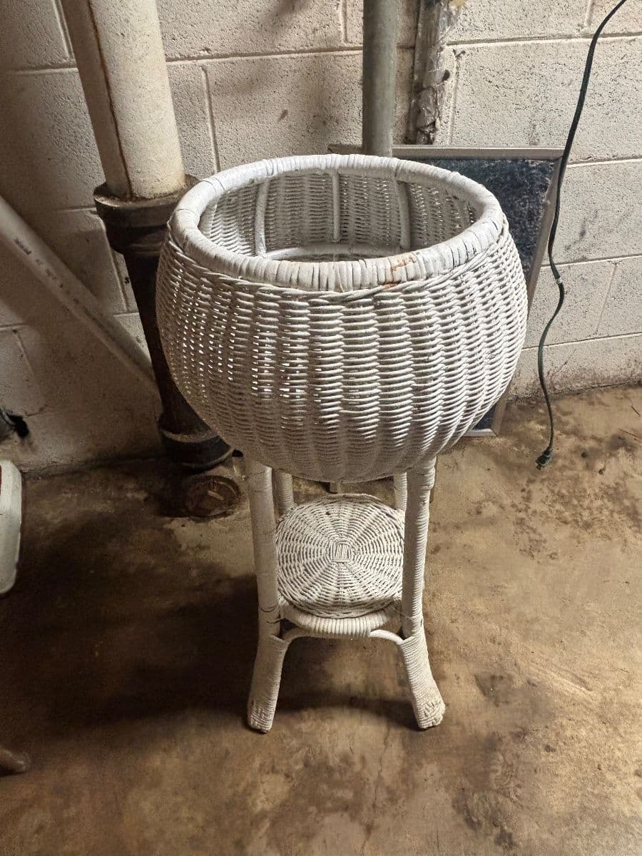 OUTSTANDING SOUTH NASHVILLE ESTATE SALE!! photo 6