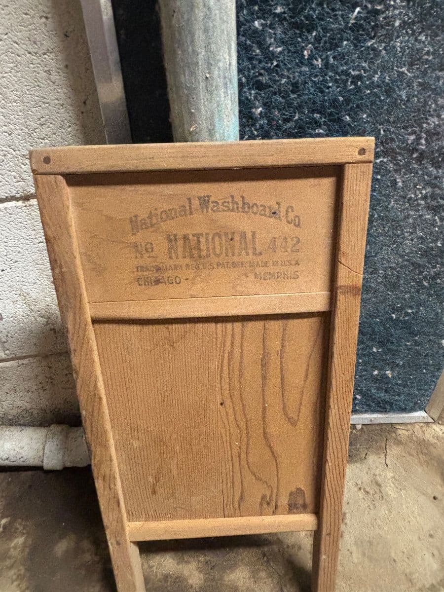 OUTSTANDING SOUTH NASHVILLE ESTATE SALE!! photo 3