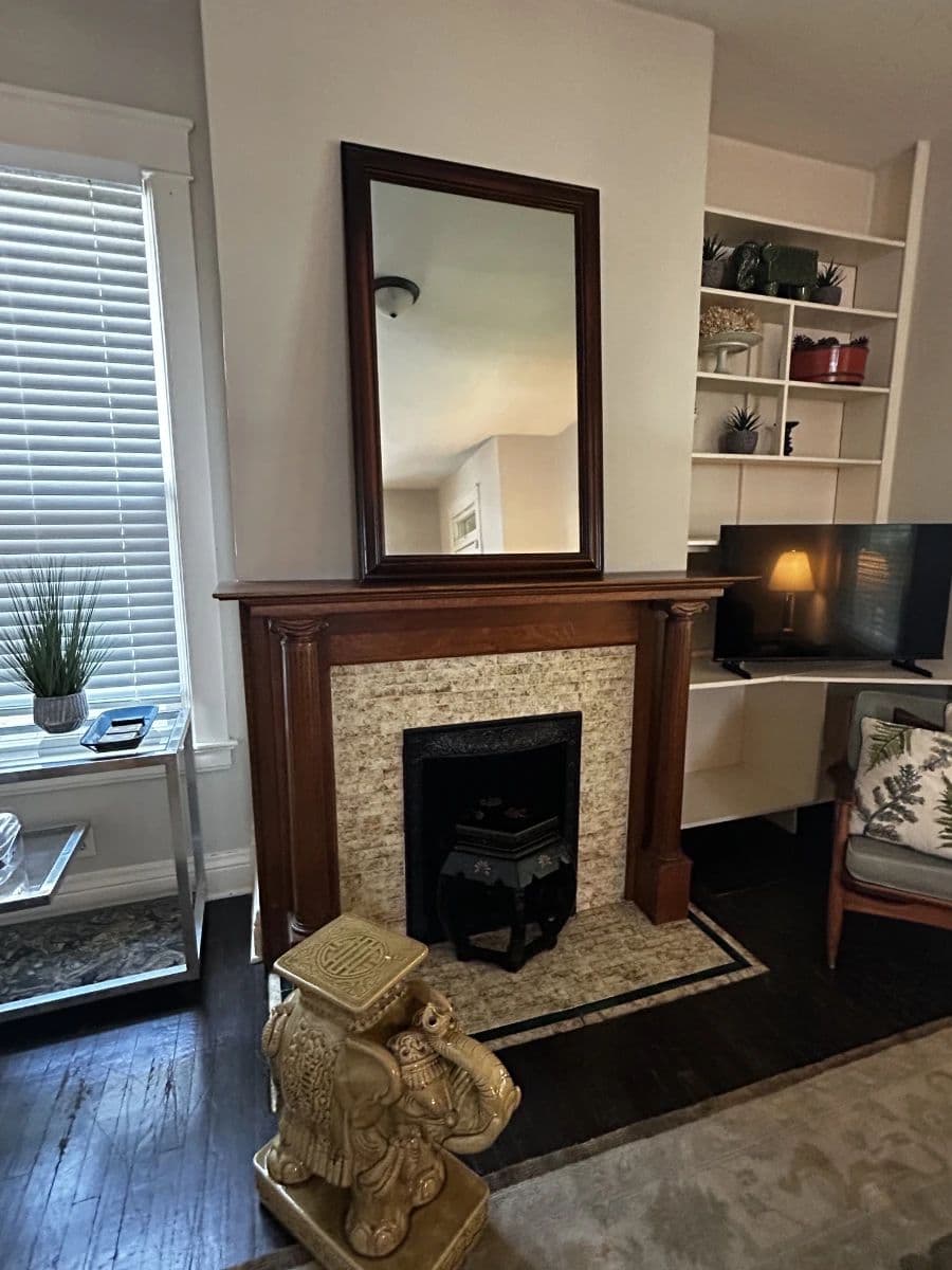 Southmoreland Bungalow estate sale photo 5