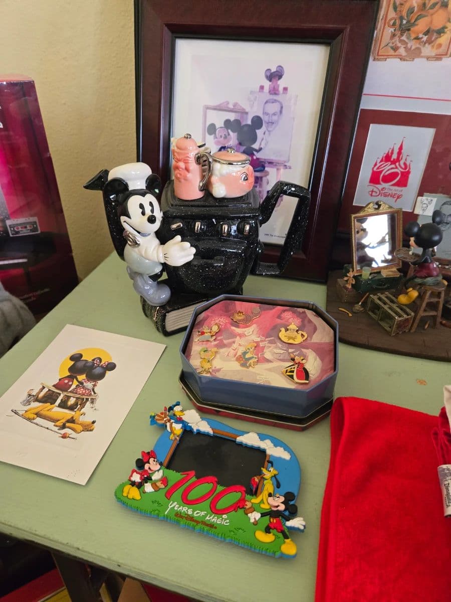 Estate Sale, Jewelry, Watches, Disney Collectables,VCR/DVD, Pyrex, Vintage, Furniture and much more! photo 9