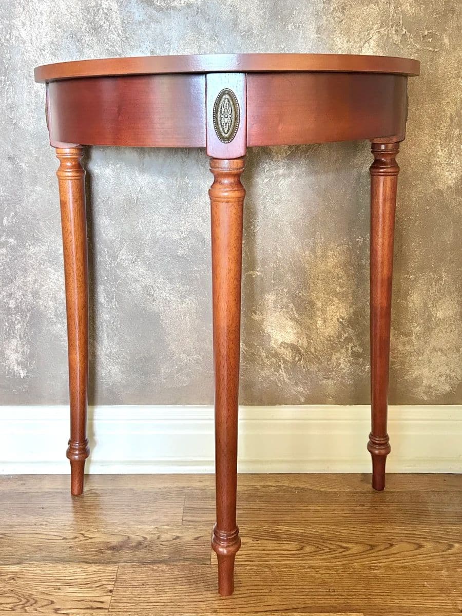 American Drew Furniture, Italian Glass Dining & Home Decor photo 10