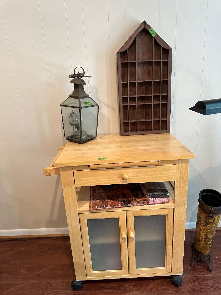 Estate Sale off Palmer Lane photo 9