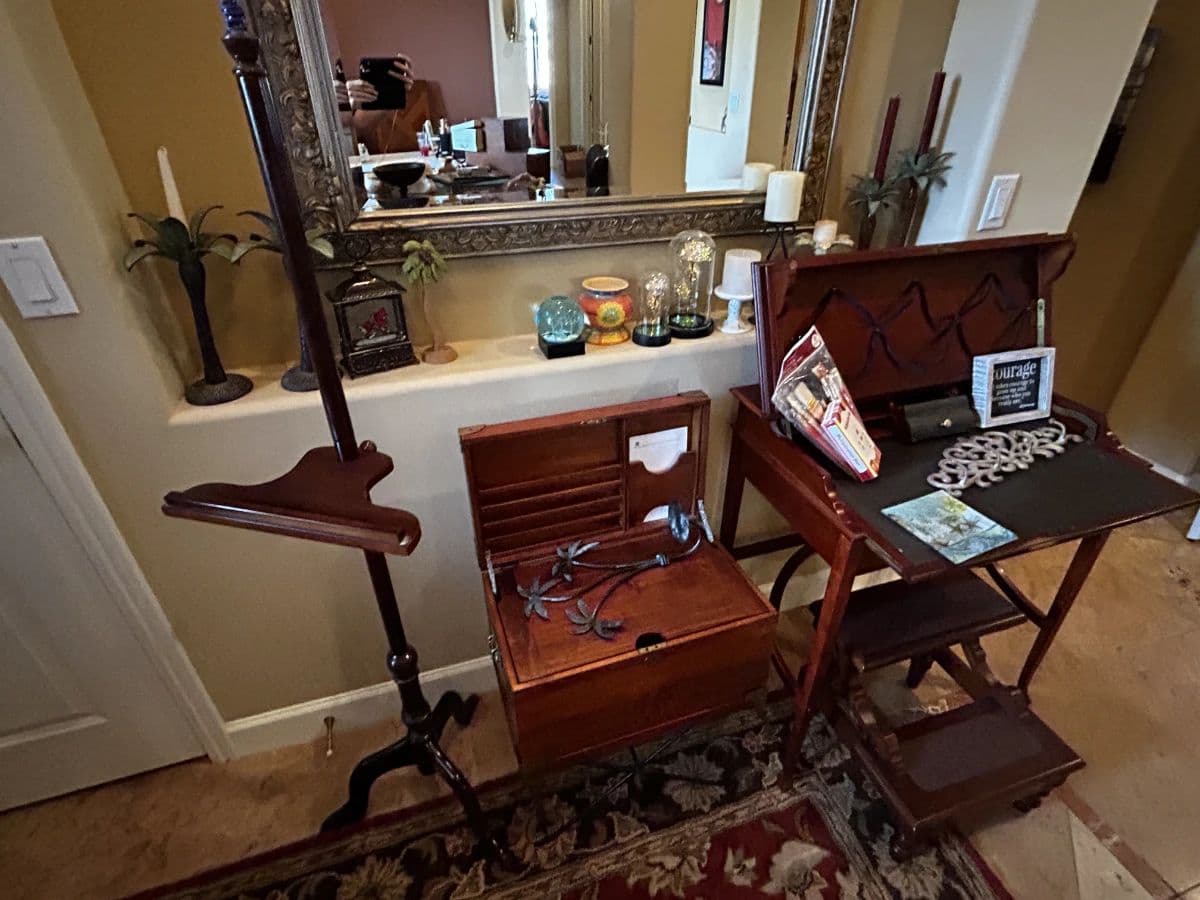 Two-Day Estate Sale in Phoenix - Furniture, Tools & Fashion Finds photo 3