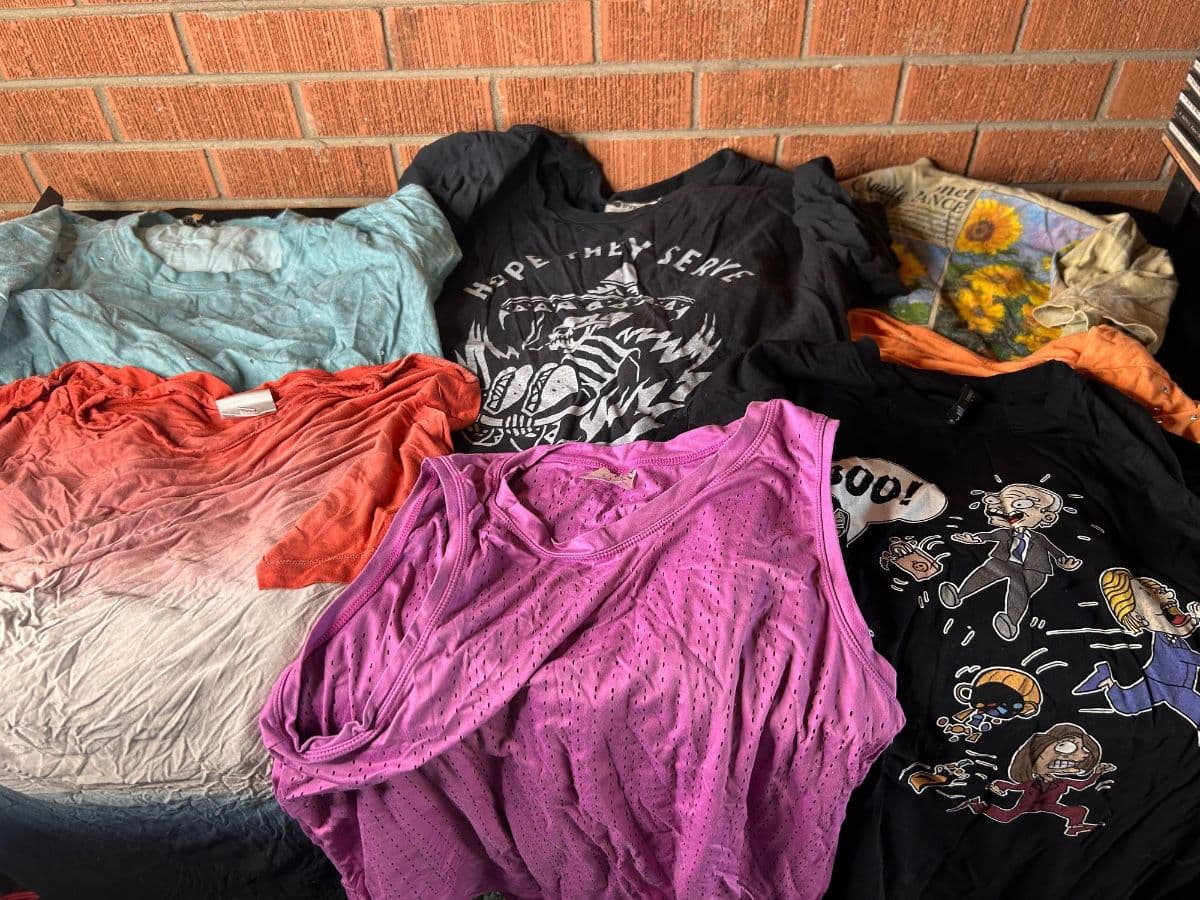 Clothes/shoes, Rockies, Decor, home, art, records, tools, vintage pieces, electronics, furntiure! photo 5