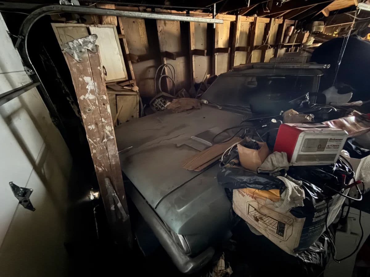 Untouched Time-Capsule Estate: Buried 1967 GTO, Rare Comics, Vinyl & Vintage Treasures! photo 12
