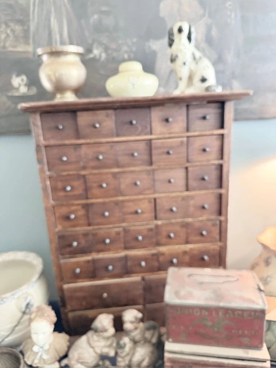 PHASE II-GREAT BELLEVUE ESTATE SALE!! photo 3