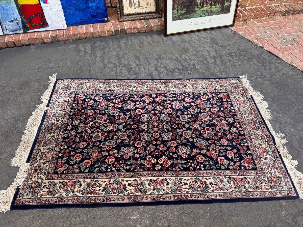 Another Outstanding Garage Sale! photo 2