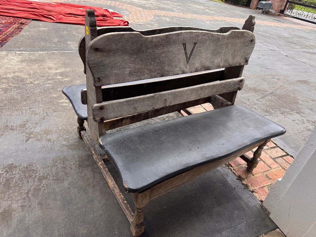 Another Outstanding Garage Sale! photo 6