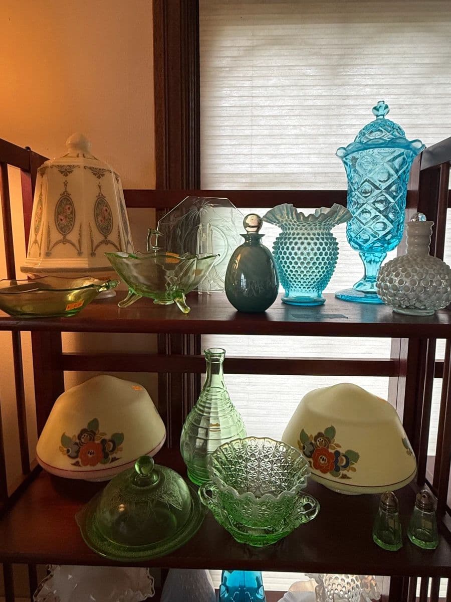 Retro in Roseway! Vintage collectibles, comics, and more! photo 11