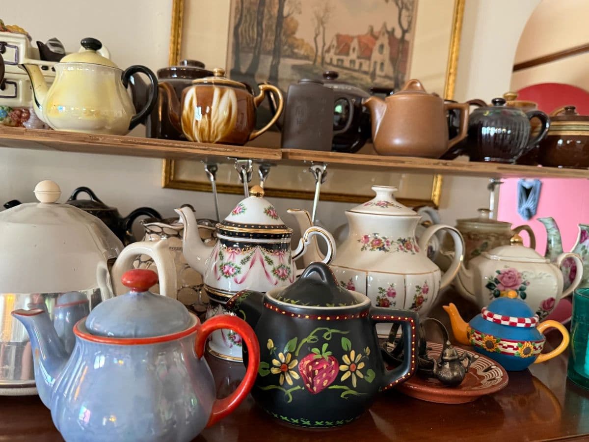 Retro in Roseway! Vintage collectibles, comics, and more! photo 9