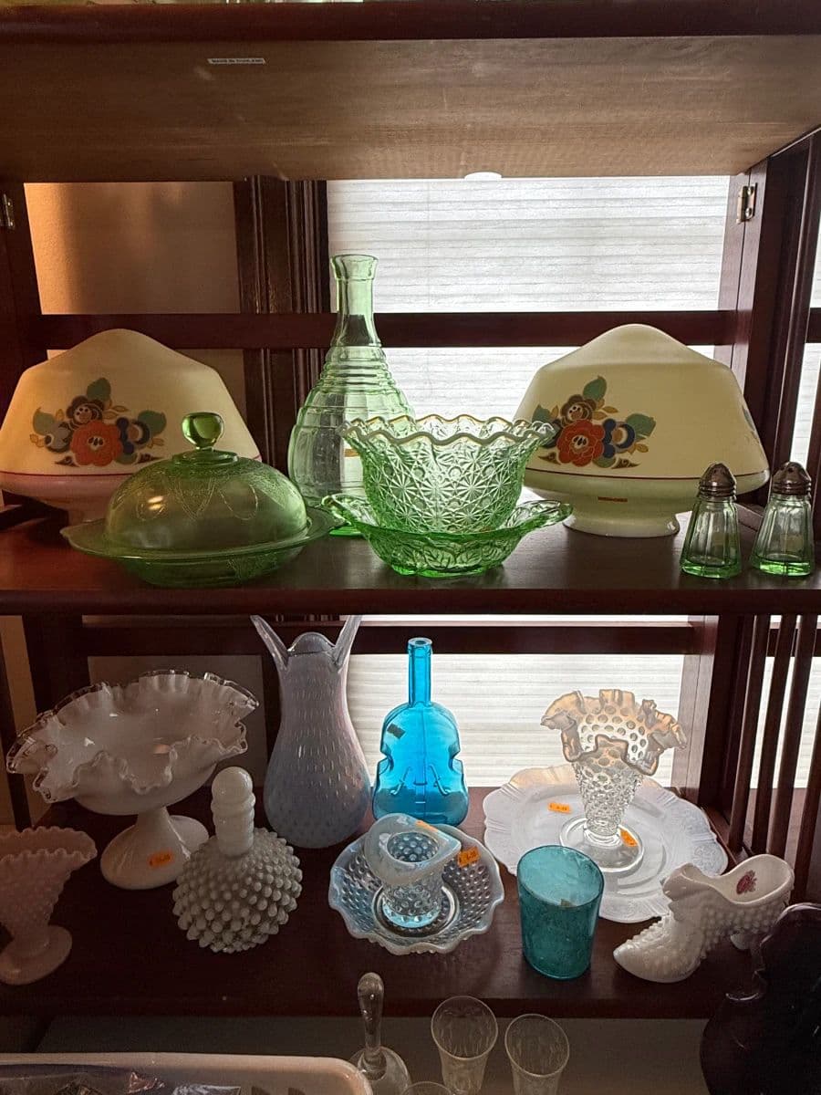 Retro in Roseway! Vintage collectibles, comics, and more! photo 4