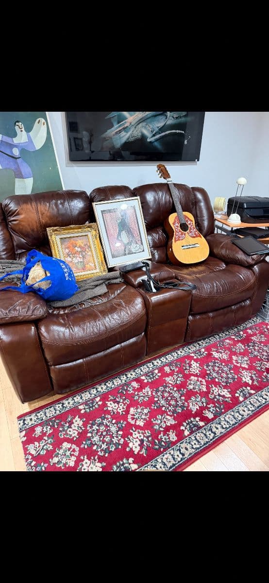 2 friends Packed Estate Sale photo 9