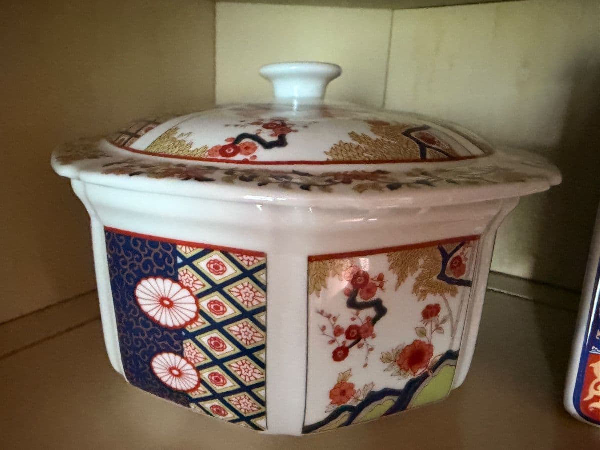 Elegant Nashville, TN Estate Sale | Designer Clothing, Asian Antiques, Fine Furniture, Art & More photo 6