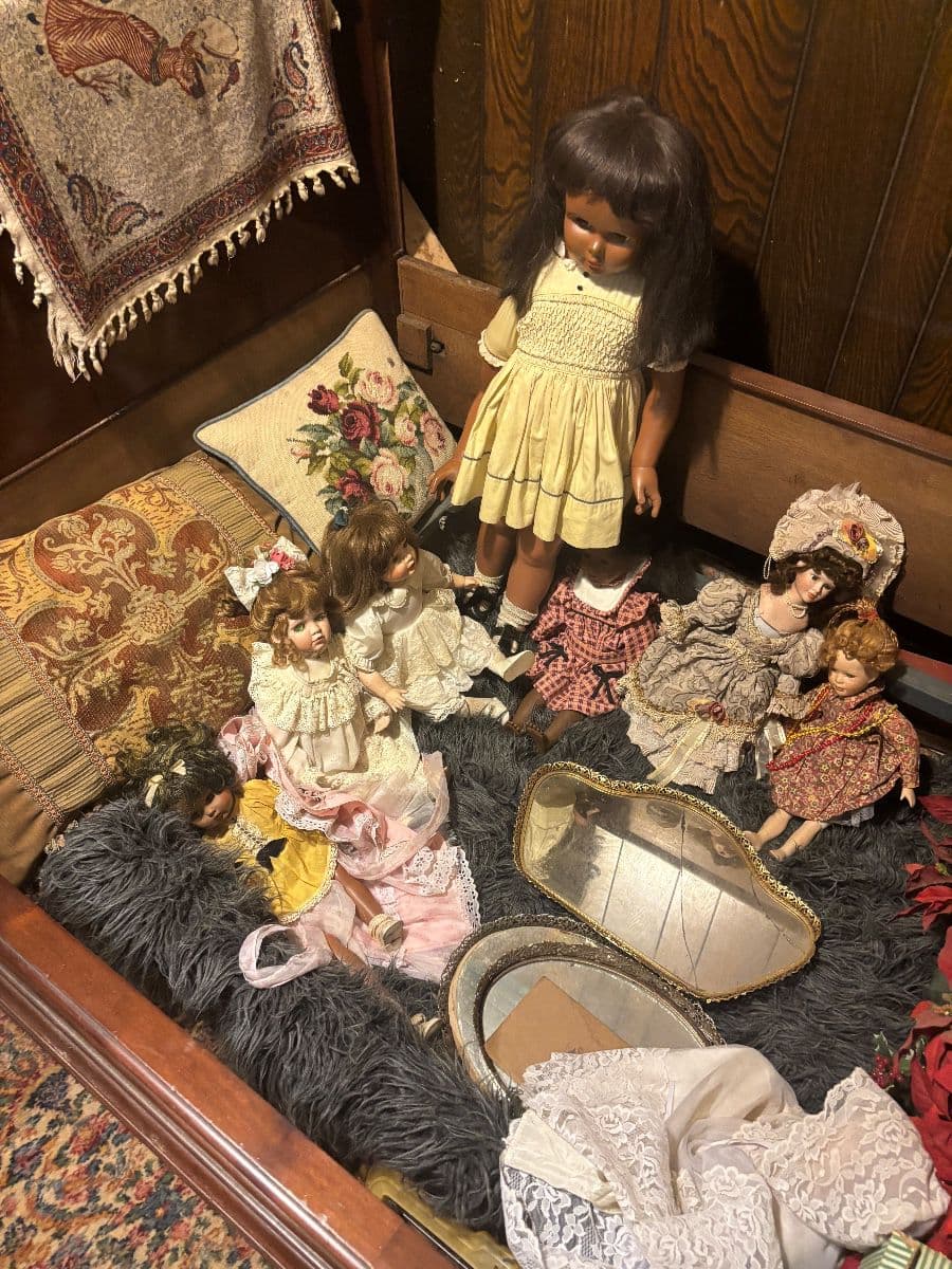 McLendon Estate Sale by Zack photo 3