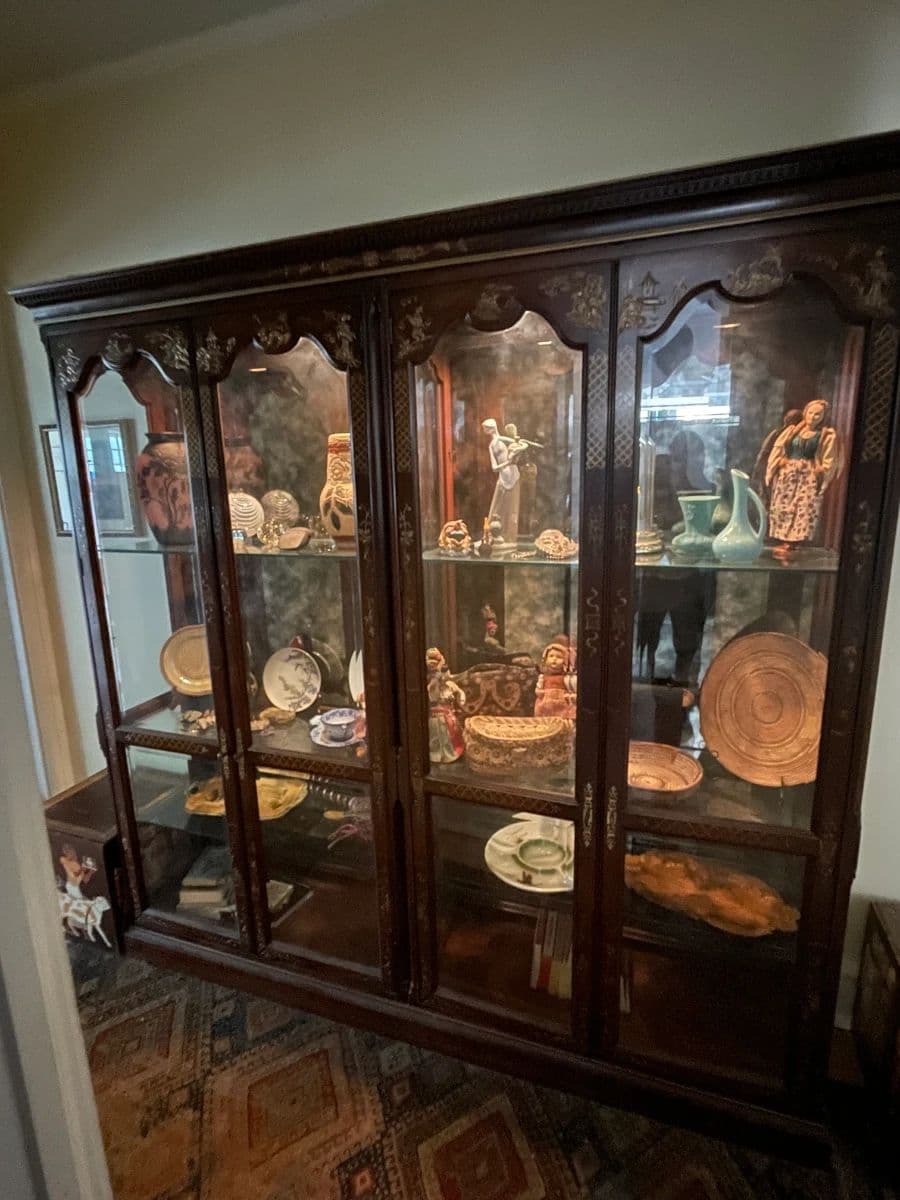 ECLECTIC COLLECTORS CONDO CLEAN OUT! photo 4