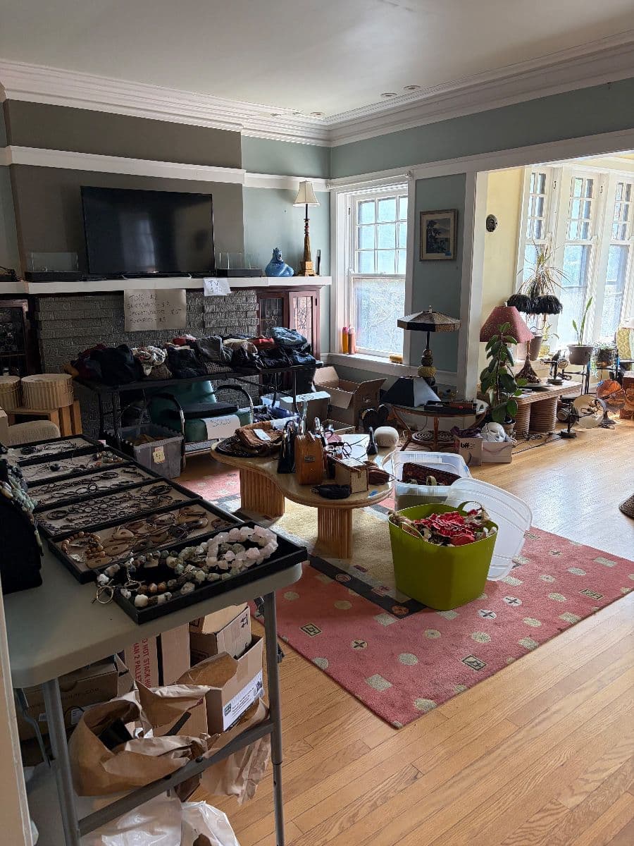 ECLECTIC COLLECTORS CONDO CLEAN OUT! photo 1