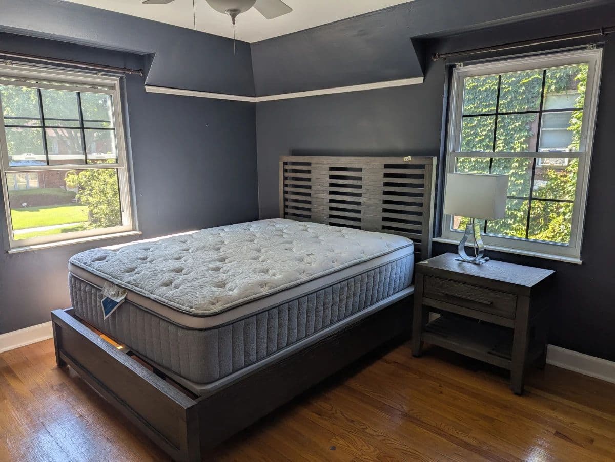 50% Off Sun, 7/19 - Moving Sale [University District] photo 2